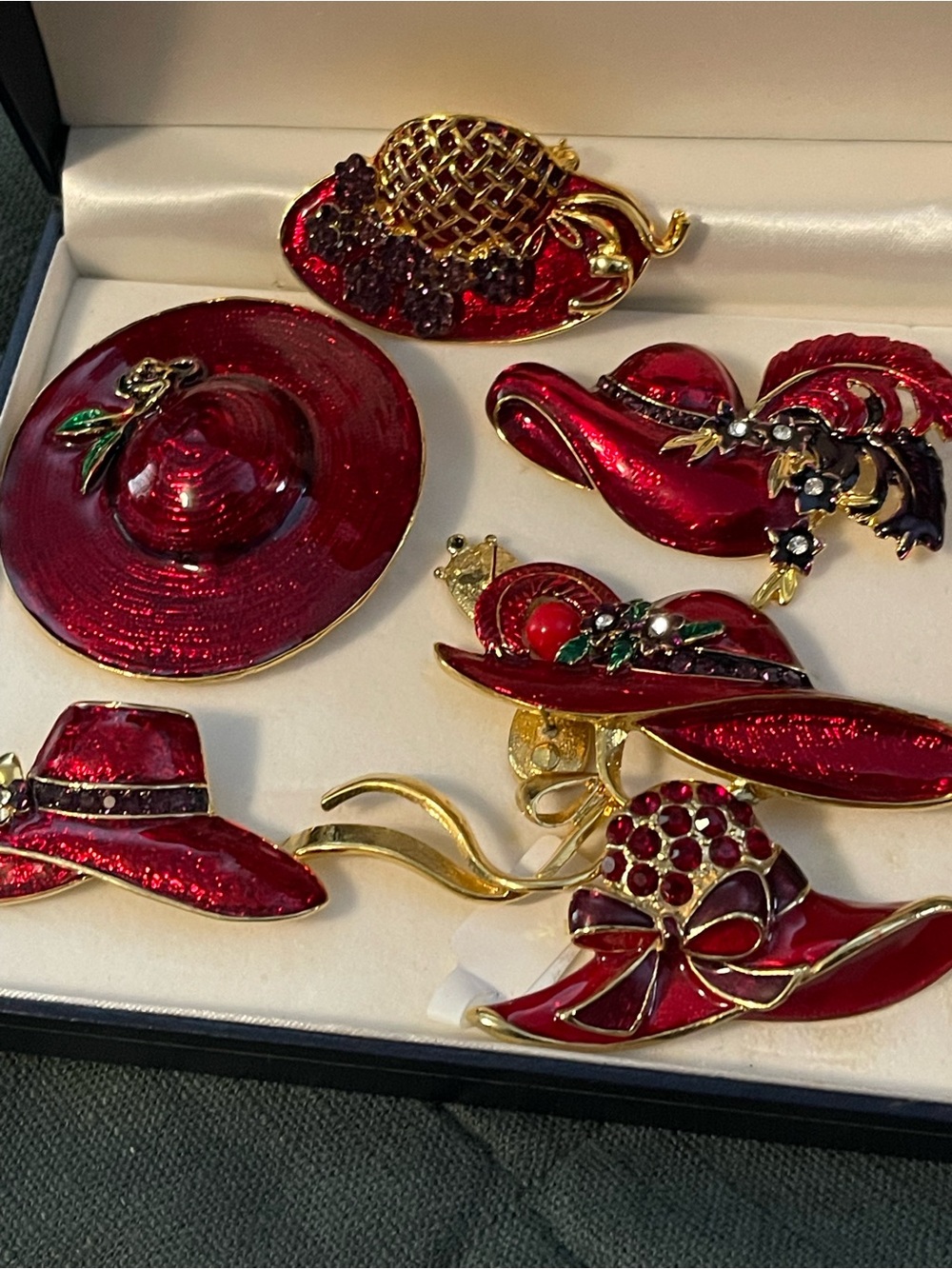 6 Red Enamel Hat Brooch Collection - Picture 2 of 2